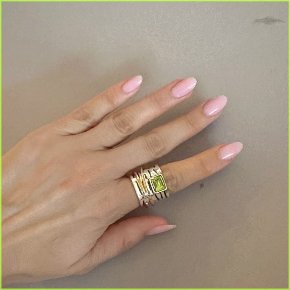 Silver Green Ring - Picture 2 of 4